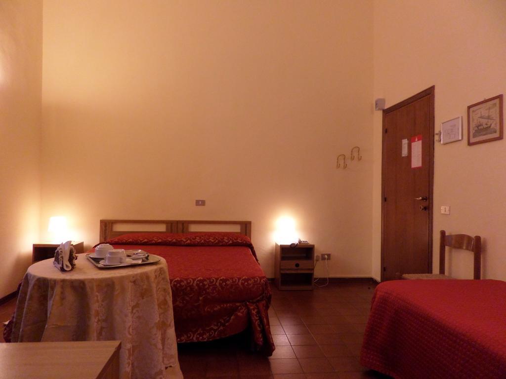 Hotel Delizia Genovese Montecatini Terme Oda fotoğraf