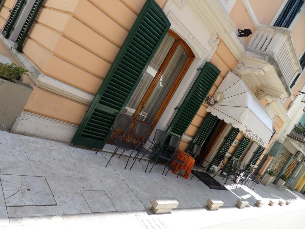 Hotel Delizia Genovese Montecatini Terme Dış mekan fotoğraf